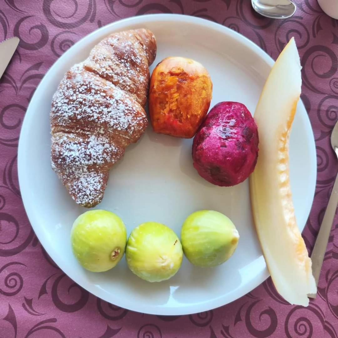B&B La Terrazza Degli Scrittori Racalmuto Экстерьер фото