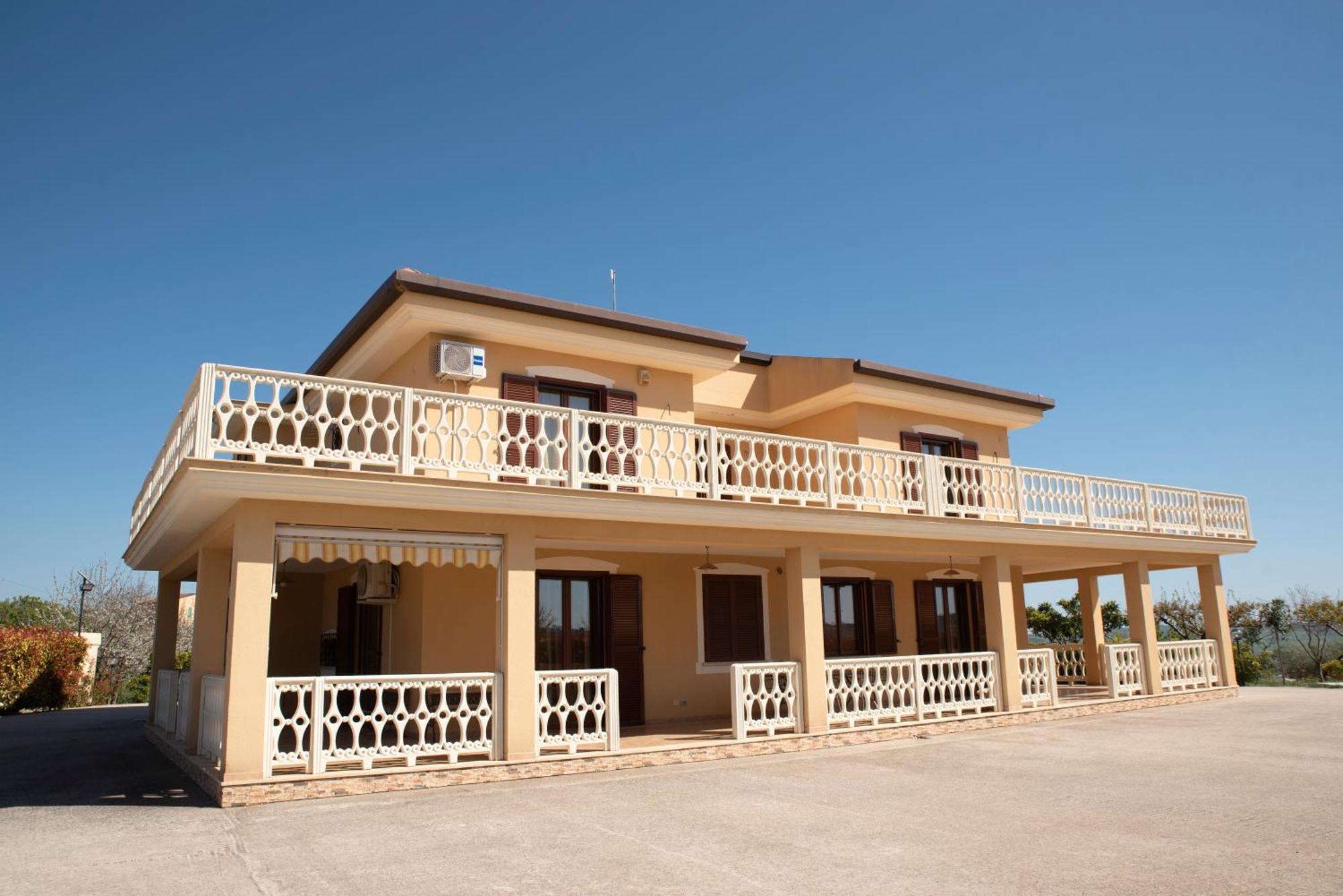 B&B La Terrazza Degli Scrittori Racalmuto Экстерьер фото