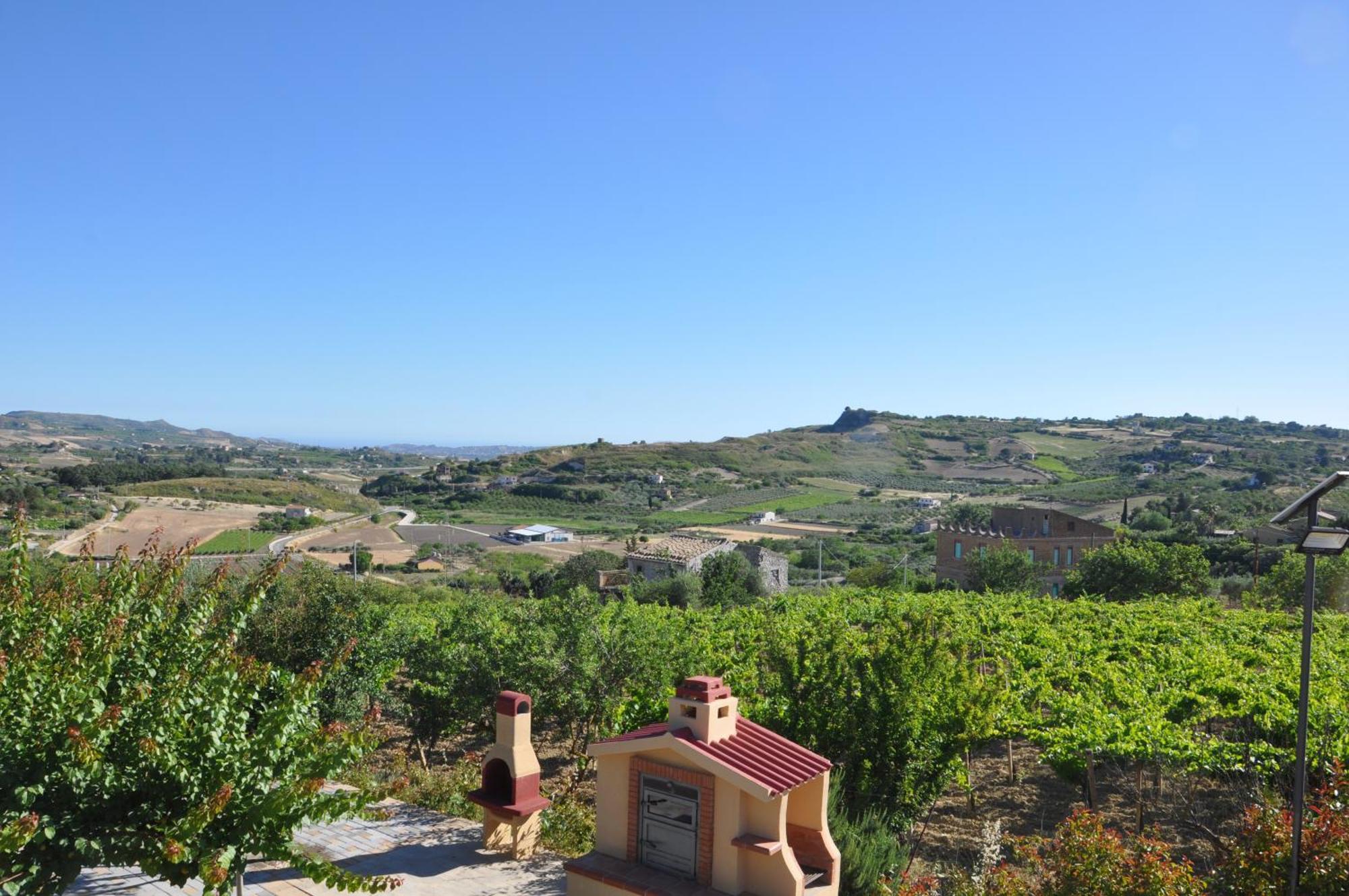B&B La Terrazza Degli Scrittori Racalmuto Экстерьер фото