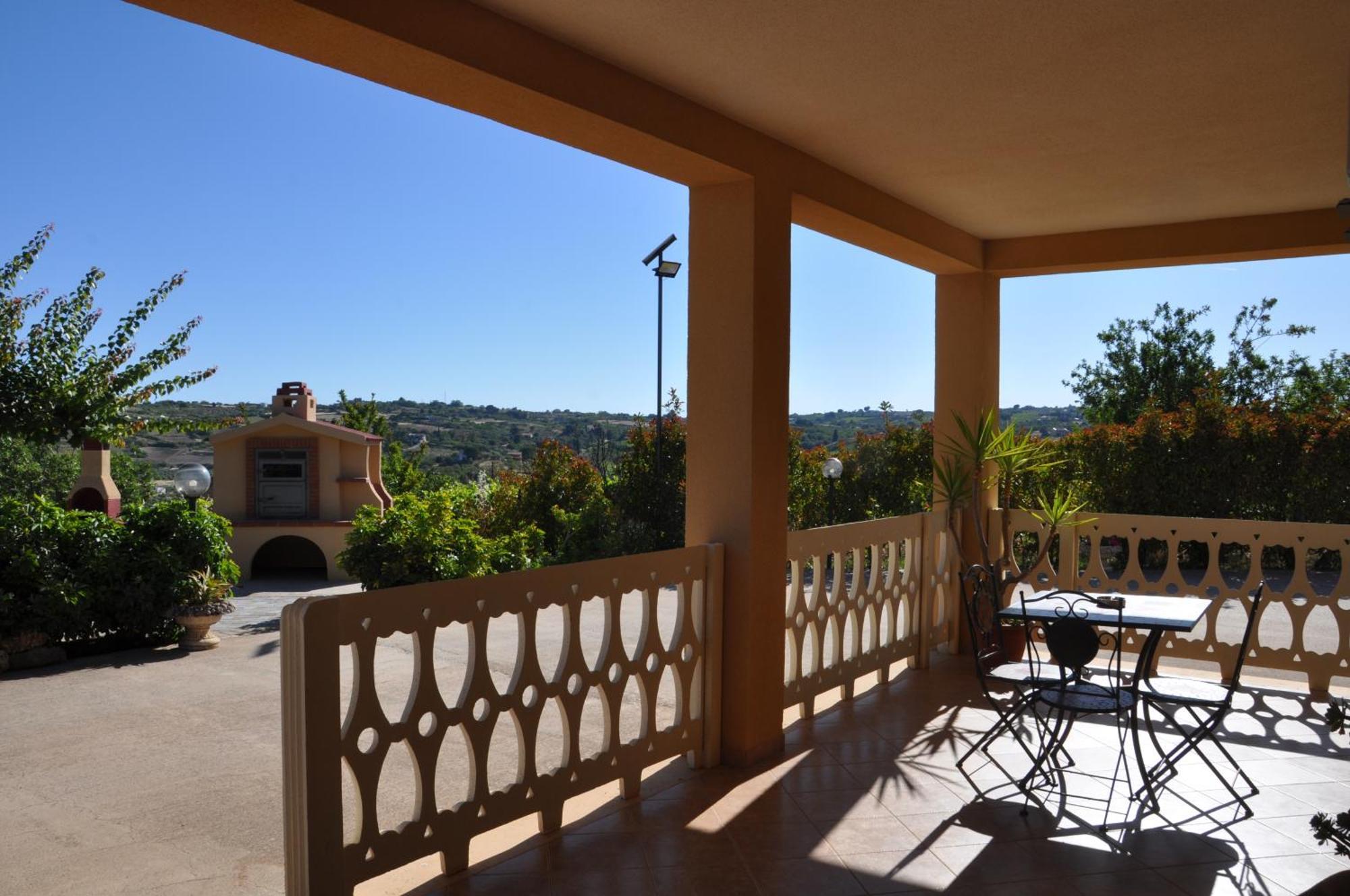 B&B La Terrazza Degli Scrittori Racalmuto Экстерьер фото